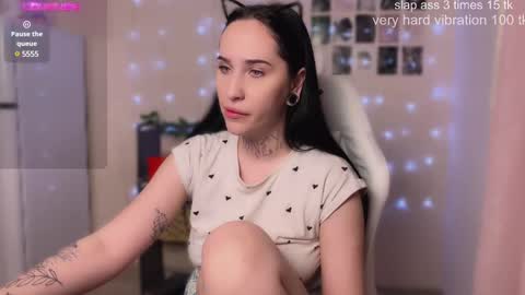Snapshot of kissmenastya chatting on 12-15-24, 06:15 Nastya  online show from 12-15-24, 06:15