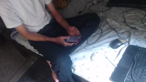 Your Man online show from 09-11-25, 06:46