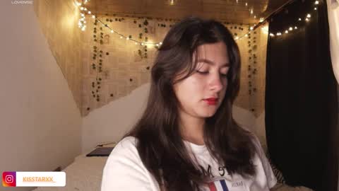 Snapshot of kisstarxxx chatting on 11-14-25, 12:20 Helena and Brad online show from 11-14-25, 12:20