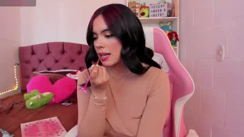 Lily online show from 03-11-25, 10:09