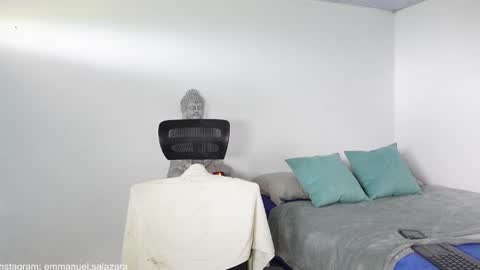 kite__ online show from 12-31-24, 04:14