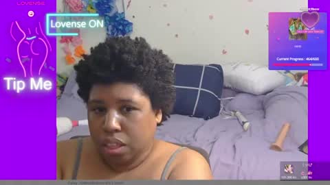 Snapshot of kitglitbomb chatting on 06-15-26, 02:58 kitten online show from 06-15-26, 02:58