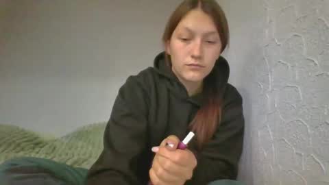 kiti_kitiss online show from 10-20-25, 12:05