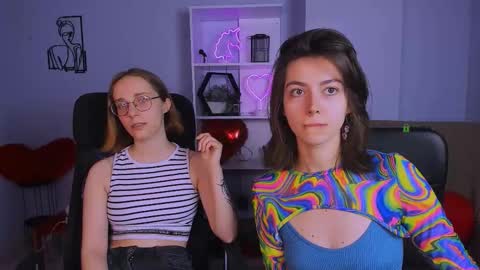 kitniss online show from 11-12-25, 01:11