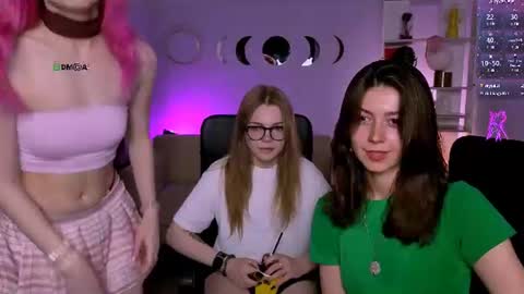 Snapshot of kitniss_dreamy chatting on 06-29-26, 07:14 kitniss online show from 06-29-26, 07:14