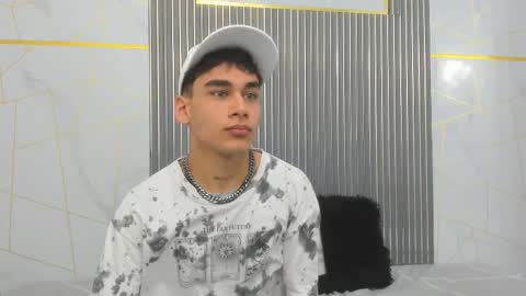 Snapshot of kitsune_44 chatting on 03-23-26, 08:24 kitsune_44 online show from 03-23-26, 08:24