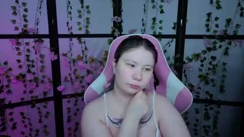 Snapshot of kitsune_little chatting on 06-21-26, 10:23 kitsune_little online show from 06-21-26, 10:23