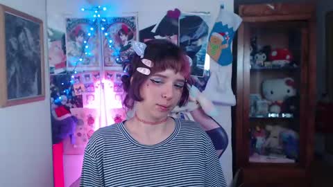 Snapshot of kitsunearineko chatting on 12-12-24, 09:08 Ari Keimiwrights online show from 12-12-24, 09:08