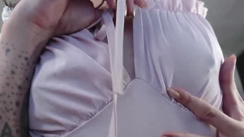 Snapshot of kitsunearineko chatting on 12-26-24, 12:36 Ari Keimiwrights online show from 12-26-24, 12:36