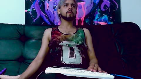 Alejandro online show from 09-10-25, 03:28