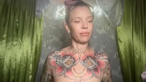Snapshot of kittjones33 chatting on 05-17-26, 08:49 kittjones33 online show from 05-17-26, 08:49