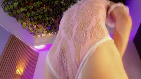 Snapshot of kitty__bunny chatting on 05-22-26, 12:00 kitty__bunny online show from 05-22-26, 12:00