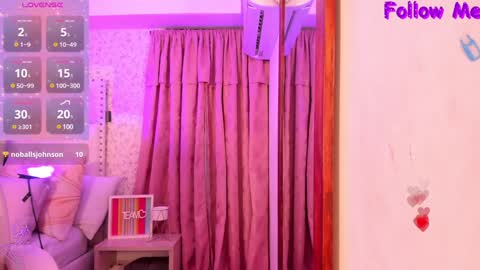 Kitty  online show from 12-12-24, 05:42