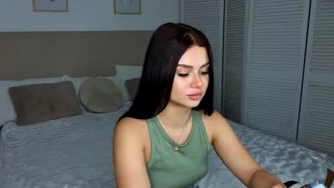 kitty_cut1ee_ online show from 07-14-26, 10:21