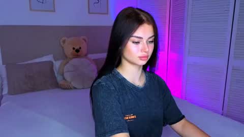 kitty_cut1ee_ online show from 07-21-26, 07:00