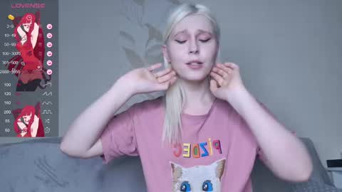 Evelyn online show from 03-07-25, 01:29