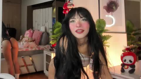 Snapshot of kitty_eliffe chatting on 09-18-25, 10:12 kitty online show from 09-18-25, 10:12