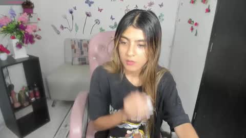 kitty  online show from 11-09-25, 04:16