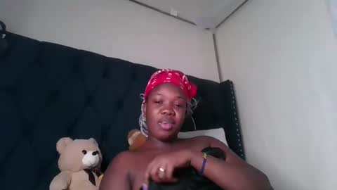 kitty_kerry online show from 11-04-25, 10:20