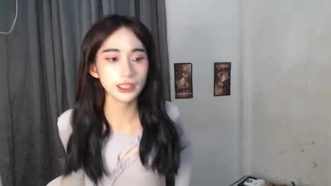 Snapshot of kitty_kim07 chatting on 11-09-25, 06:23 kitty_kim07 online show from 11-09-25, 06:23