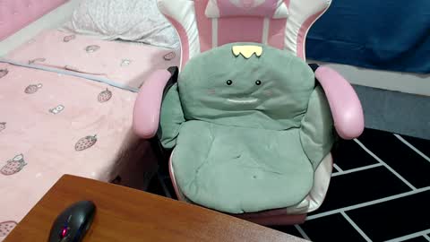 Kate online show from 12-23-24, 05:00