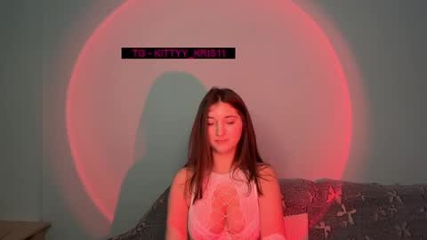 kitty_kristy1 online show from 11-26-25, 10:33