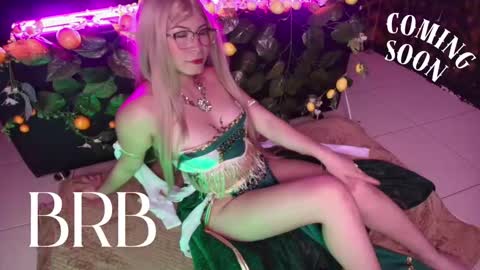 Snapshot of kitty_malach chatting on 11-12-25, 02:56 Kitty online show from 11-12-25, 02:56