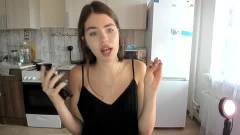 Snapshot of kitty_mila18 chatting on 09-12-25, 10:15 kitty mila online show from 09-12-25, 10:15