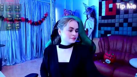 Snapshot of kitty_pantera chatting on 10-25-25, 11:07 kitty_pantera online show from 10-25-25, 11:07