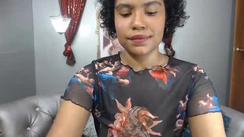 Snapshot of kitty_pervertedx chatting on 01-15-25, 02:17 kitty online show from 01-15-25, 02:17