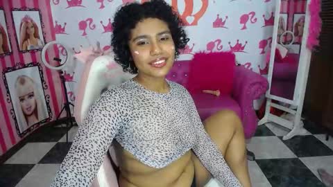 Snapshot of kitty_pervertedx chatting on 02-11-25, 10:39 kitty online show from 02-11-25, 10:39