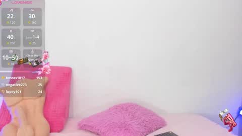 Snapshot of kitty_pervertedx chatting on 10-10-25, 11:53 kitty online show from 10-10-25, 11:53