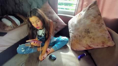 Snapshot of kitty_rose6147 chatting on 07-15-26, 01:16 kitty rose online show from 07-15-26, 01:16