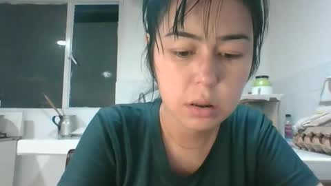 kitty_small69 online show from 01-10-26, 03:19