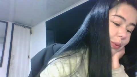 Snapshot of kitty_small69 chatting on 07-03-26, 02:29 kitty_small69 online show from 07-03-26, 02:29