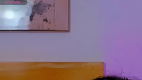 K I T T Y online show from 12-16-25, 12:32