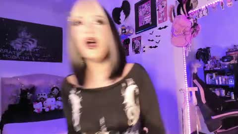 Kitty Goth  online show from 07-17-26, 10:14
