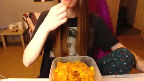 KittyloveMoon online show from 04-10-26, 07:51