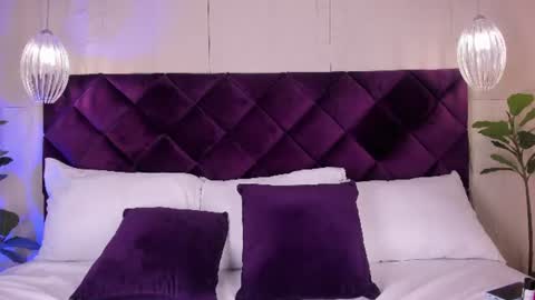 Snapshot of kittylyne_ chatting on 06-27-26, 12:22 Kitty online show from 06-27-26, 12:22