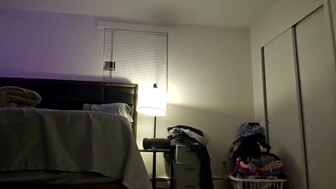 Bunnii online show from 09-30-25, 12:15