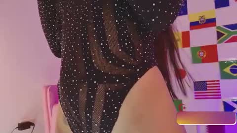 Snapshot of kittymyers_ chatting on 07-09-26, 01:37 kittymyers_ online show from 07-09-26, 01:37