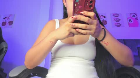 Snapshot of kittystar18 chatting on 05-03-26, 05:52 kitty online show from 05-03-26, 05:52