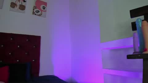 kitty online show from 07-25-26, 05:43