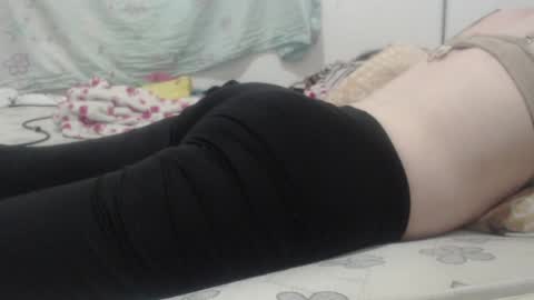 Snapshot of kittywhiteass chatting on 03-08-25, 11:05 kittywhiteass online show from 03-08-25, 11:05
