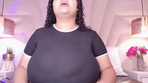 Snapshot of kity_hill chatting on 07-21-26, 03:31 Kitty Hill online show from 07-21-26, 03:31