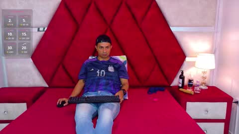 Luisa y Jairo online show from 11-19-25, 12:38