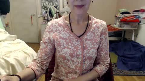 KiuminBerry online show from 10-05-25, 05:55