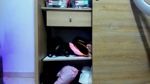 Snapshot of kiut_lili18 chatting on 11-09-25, 11:30 Lili online show from 11-09-25, 11:30