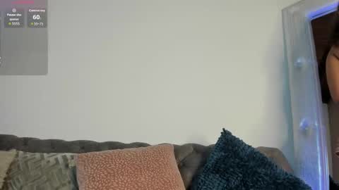 Snapshot of kiut_lili18 chatting on 12-02-25, 08:15 Lili online show from 12-02-25, 08:15