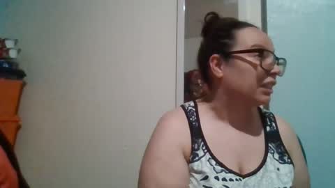 Snapshot of kivs19 chatting on 07-20-26, 04:05 kivs19 online show from 07-20-26, 04:05